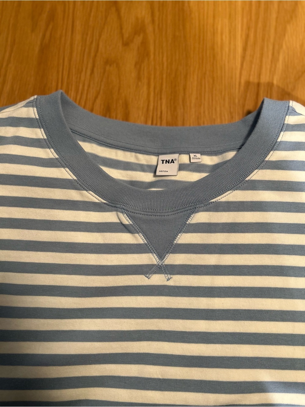 Aritzia Mighty Cotton Wicket Longsleeve - Light Birch / Ripple BIue Size XL NWOT - Picture 10 of 14